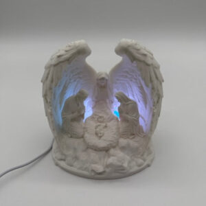 Alternative view of Premium Verlichte Kerststal met LED en Afstandsbediening - Porseleinen Kerstdecoratie met Engelenvleugels